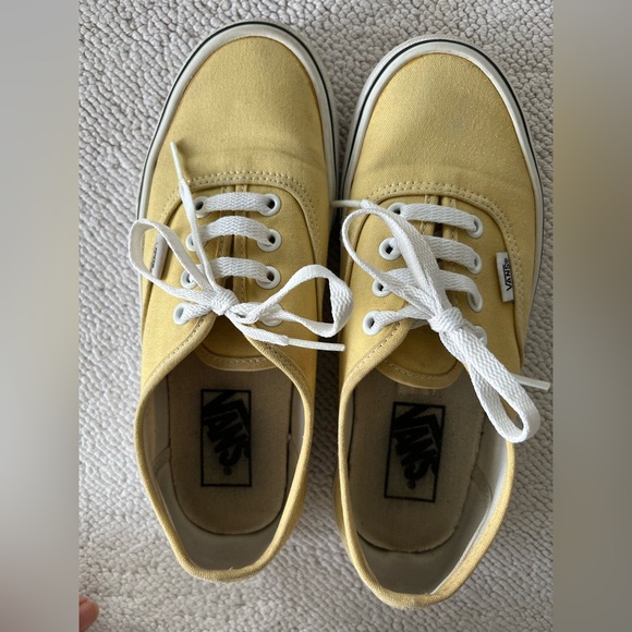 Vans Yellow Canvas Sneakers / Color: Yellow /Size: 6.5 US Women / Men's US 5 - Picture 12 of 12